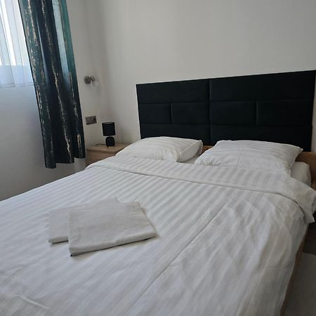 Motel I Restauracja "Pod Baszta" Naglowice Bagian luar foto